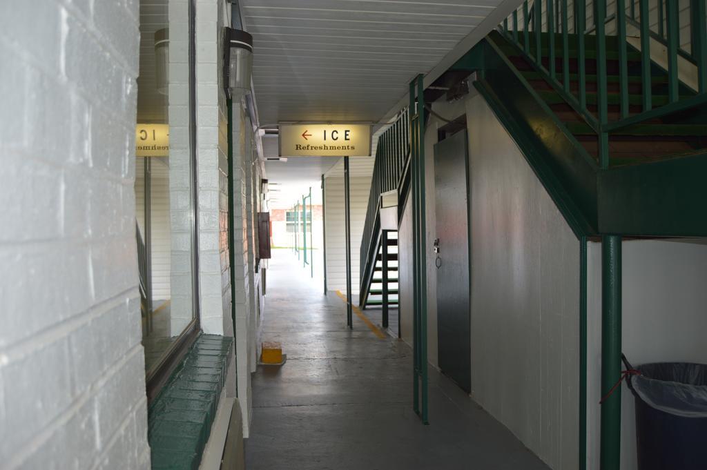 Motel Travel